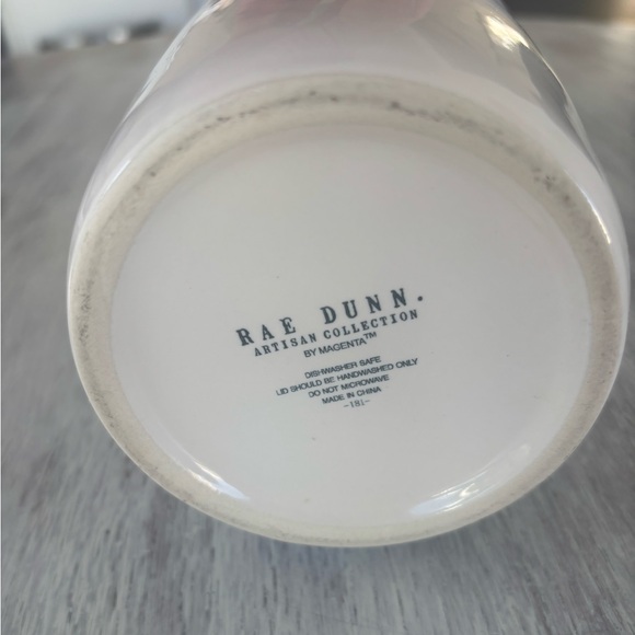 🌿 Rae Dunn Cream Tea Canister with Wooden Lid - Picture 4 of 5